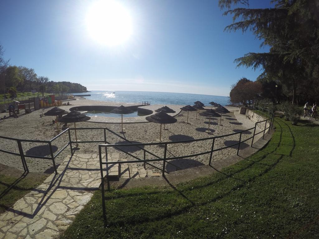 Luna Apartment Porec Esterno foto