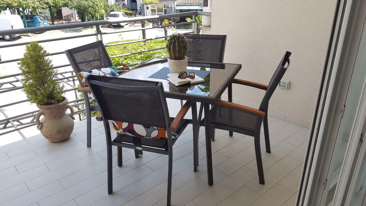 Luna Apartment Porec Esterno foto